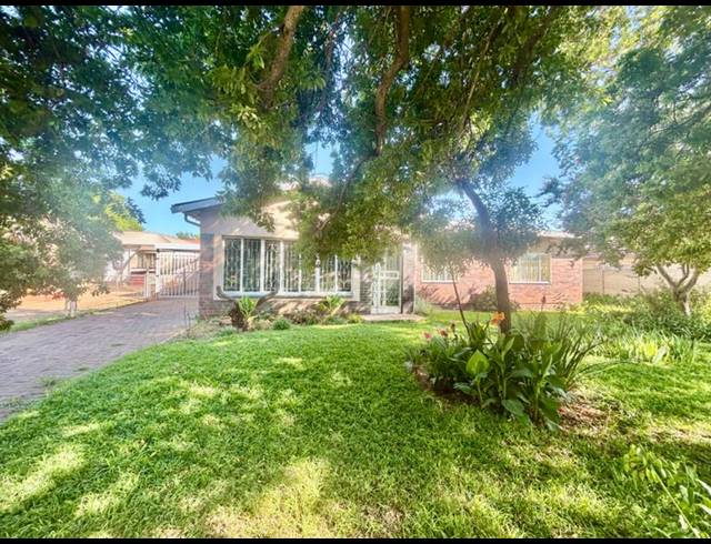 3 BEDROOM HOUSE FOR SALE IN VANDERBIJLPARK CW 3